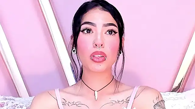 Eva Benely online show from 01-21-25, 03:48