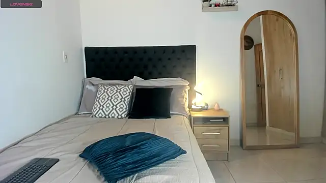 samanth bell online show from 11-07-25, 02:55