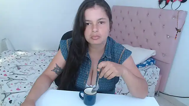 Aliciaheart online show from 12-20-24, 07:39