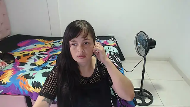 Snapshot of Aliciaheart chatting on 06-03-26, 06:35 Aliciaheart online show from 06-03-26, 06:35