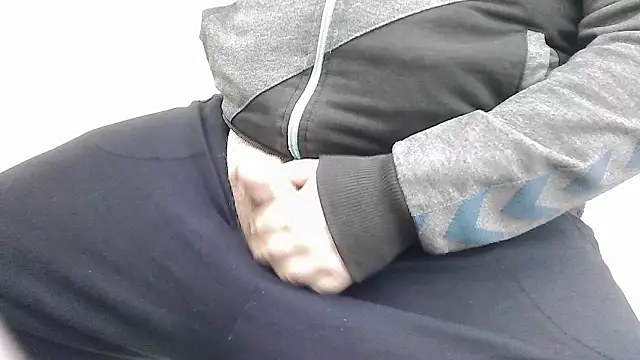 Snapshot of KIZLAZIMYaa chatting on 02-03-26, 10:42 KIZLAZIMYaa online show from 02-03-26, 10:42