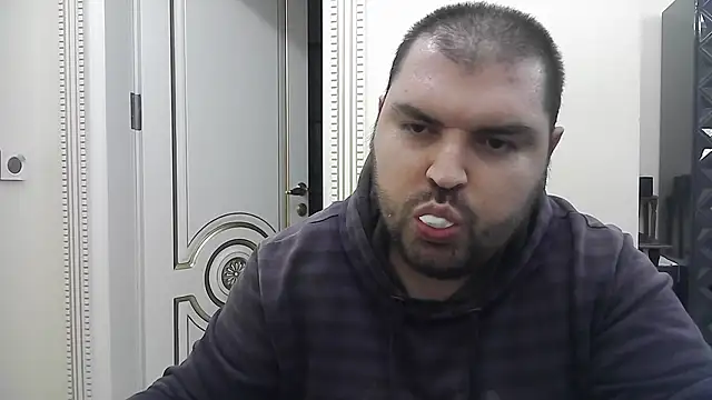 Snapshot of KIZLAZIMYaa chatting on 02-05-26, 07:29 KIZLAZIMYaa online show from 02-05-26, 07:29