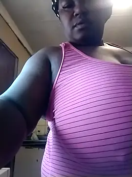 MATUREBUSSTY online show from 10-31-25, 05:30