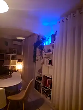 Luna Kitanna online show from 12-12-24, 08:53