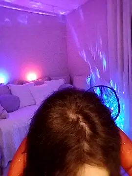 Luna Kitanna online show from 01-26-25, 09:18