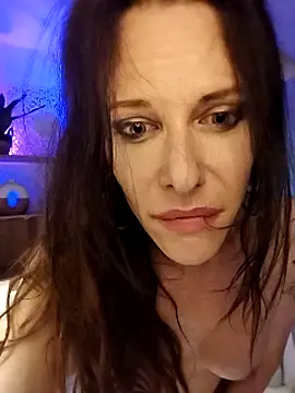 Luna Kitanna online show from 03-22-25, 06:43