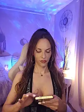Luna Kitanna online show from 06-06-26, 08:24