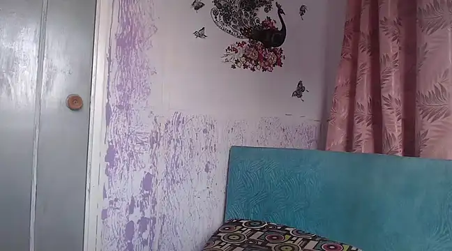 Lilly macflyy online show from 03-19-25, 03:19