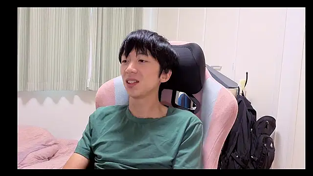 Snapshot of freeeeeessssss111 chatting on 09-11-25, 06:46 freeeeeessssss111 online show from 09-11-25, 06:46