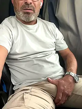 Snapshot of dzhakar chatting on 10-06-25, 09:29 dzhakar online show from 10-06-25, 09:29