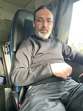 Snapshot of dzhakar chatting on 11-10-25, 10:47 dzhakar online show from 11-10-25, 10:47