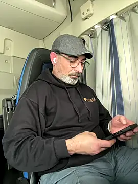 Snapshot of dzhakar chatting on 01-07-26, 11:34 dzhakar online show from 01-07-26, 11:34