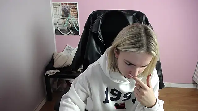 viktoria lovely online show from 03-17-26, 07:33