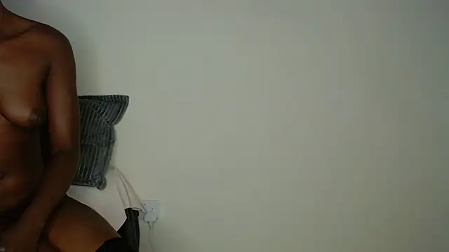 Perqueen online show from 03-19-25, 08:11