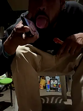 MrDickUdown24 7 online show from 11-05-25, 08:25