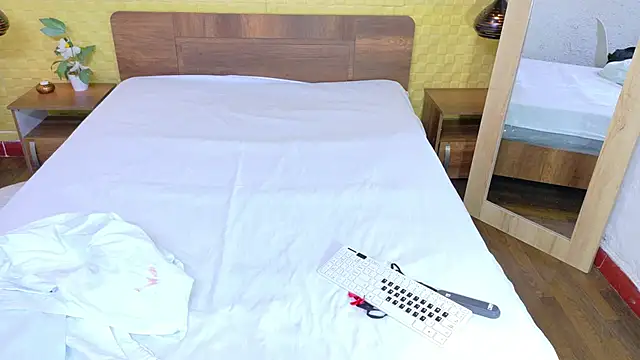 Mrs booty online show from 10-07-25, 02:14