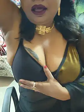 Snapshot of YR-SHIVANI chatting on 07-18-26, 01:32 YR-SHIVANI online show from 07-18-26, 01:32
