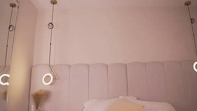 Abby-me online show from 03-28-26, 12:27