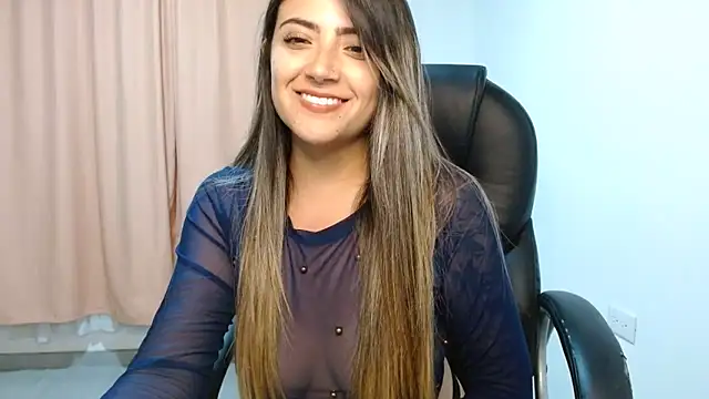 Snapshot of _sweet_rachel chatting on 01-05-25, 02:49 sweet rachel online show from 01-05-25, 02:49