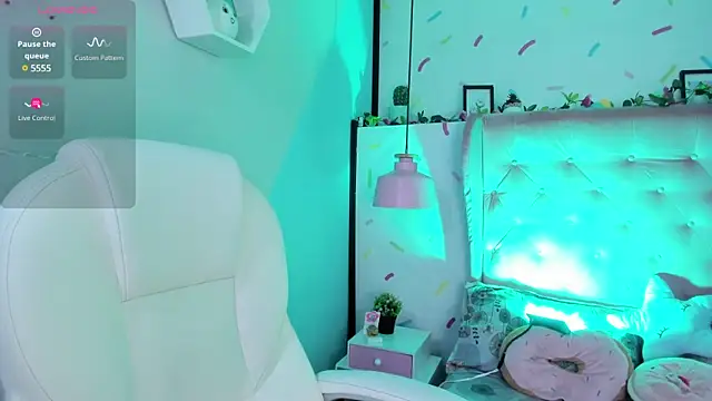  cloe martinez online show from 03-19-25, 09:16