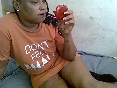 Crystal  Gee online show from 02-13-25, 08:27