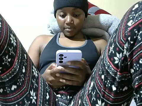 Snapshot of Sweet_kelsiey chatting on 06-29-26, 09:15 Sweet kelsiey online show from 06-29-26, 09:15
