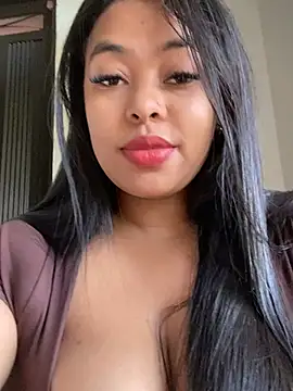 Snapshot of PUSHYLATE chatting on 06-18-26, 08:35 PUSHYLATE online show from 06-18-26, 08:35