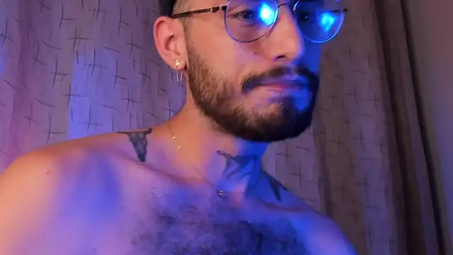 Snapshot of axel_giracr chatting on 01-26-25, 11:39 axel giracr online show from 01-26-25, 11:39