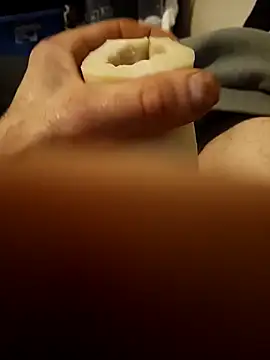 Sluckkkbigdk online show from 11-17-25, 01:39