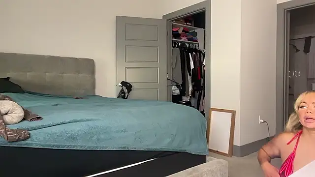 ElenaErickson online show from 12-02-24, 11:07