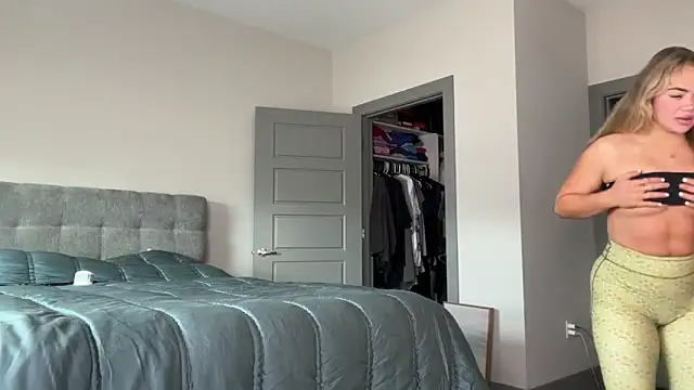 ElenaErickson online show from 03-12-25, 07:59