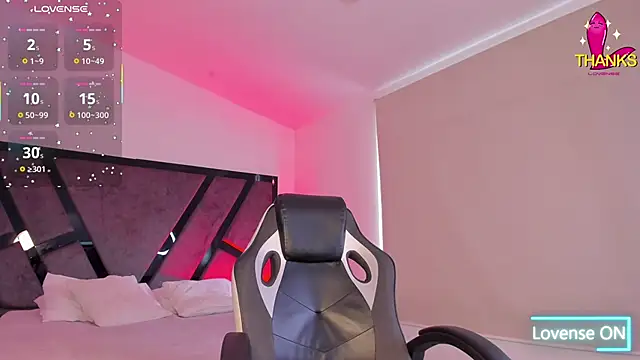 Snapshot of JacksonMuller_ chatting on 02-19-26, 02:13 JacksonMuller online show from 02-19-26, 02:13