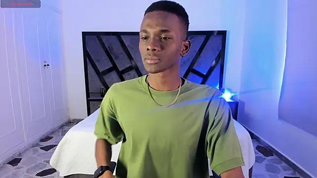 Snapshot of JacksonMuller_ chatting on 04-18-26, 01:26 JacksonMuller online show from 04-18-26, 01:26