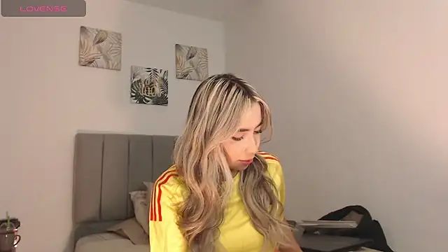 Marian se online show from 03-27-26, 03:45