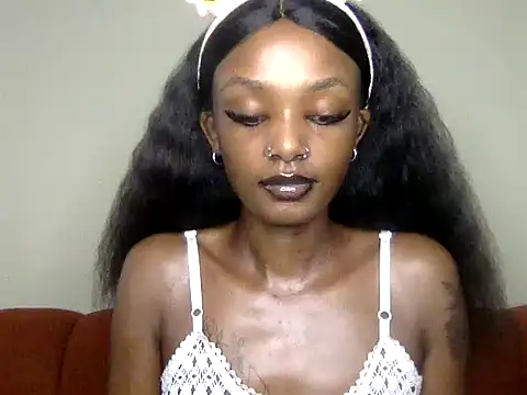 mavelous mia online show from 06-25-26, 07:57