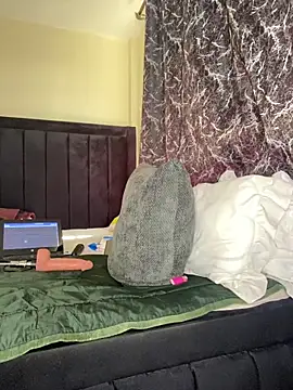 Sexy barb2 online show from 02-10-26, 06:50