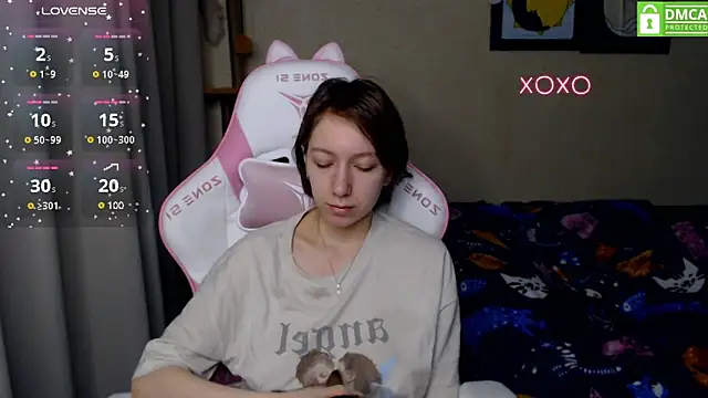 Snapshot of LeahGottty chatting on 12-05-24, 02:22 LeahGottty online show from 12-05-24, 02:22