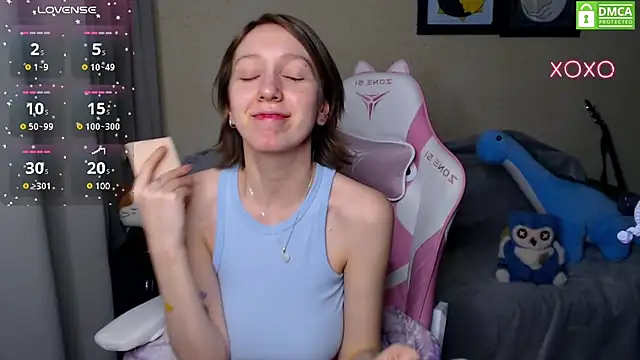 Snapshot of LeahGottty chatting on 01-24-25, 03:34 LeahGottty online show from 01-24-25, 03:34