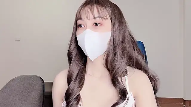 Snapshot of Mono-Stewardesss chatting on 02-25-25, 04:24 Mono-Stewardesss online show from 02-25-25, 04:24