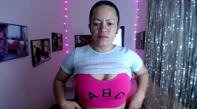 Cristal w online show from 02-27-25, 12:23