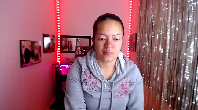 Cristal w online show from 03-11-25, 12:17