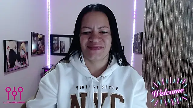 Cristal w online show from 09-30-25, 12:54