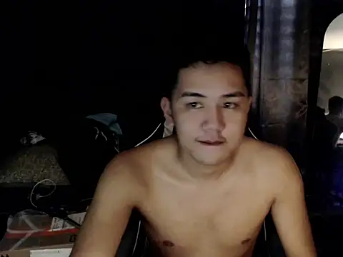 xgregor07 online show from 12-20-25, 08:43