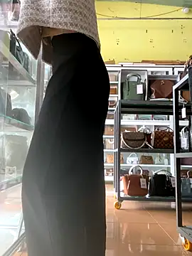 Rosa 998 online show from 10-28-25, 01:20