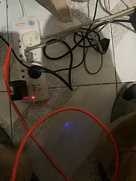 Snapshot of Beijing2000 chatting on 10-29-25, 09:00 Beijing2000 online show from 10-29-25, 09:00