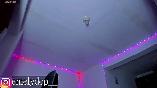 mariana maze online show from 10-04-25, 07:28