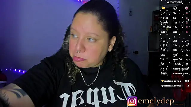 mariana maze online show from 10-27-25, 04:27