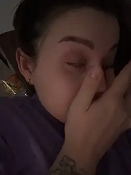 Snapshot of ellie_ssexy chatting on 02-01-26, 05:17 ellie ssexy online show from 02-01-26, 05:17