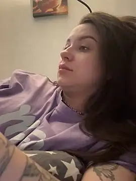 Snapshot of ellie_ssexy chatting on 02-07-26, 05:11 ellie ssexy online show from 02-07-26, 05:11