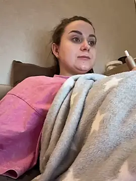 Snapshot of ellie_ssexy chatting on 02-14-26, 09:11 ellie ssexy online show from 02-14-26, 09:11